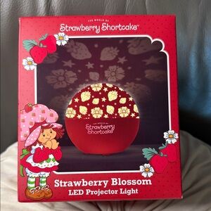 Strawberry Shortcake Strawberry Blossom LED Projector Light - Red